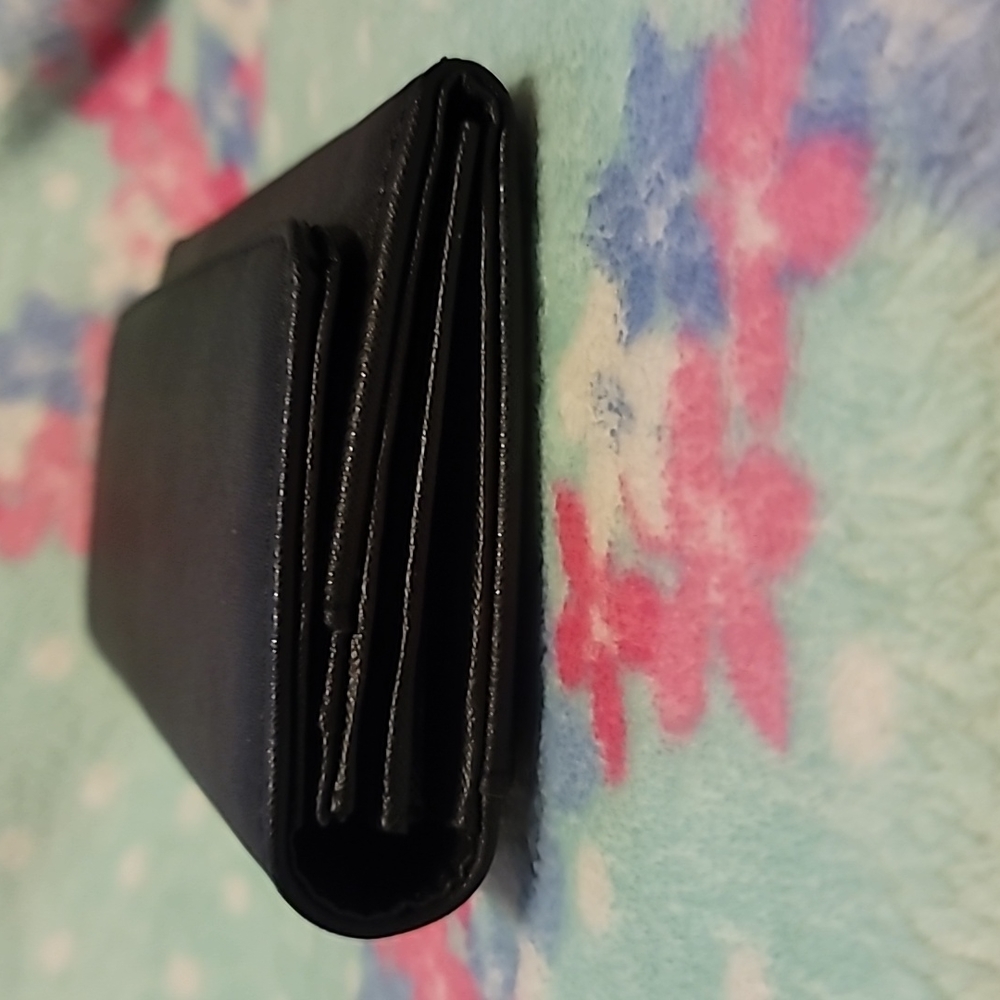 Black Clutch / Wallet - Picture 5 of 14